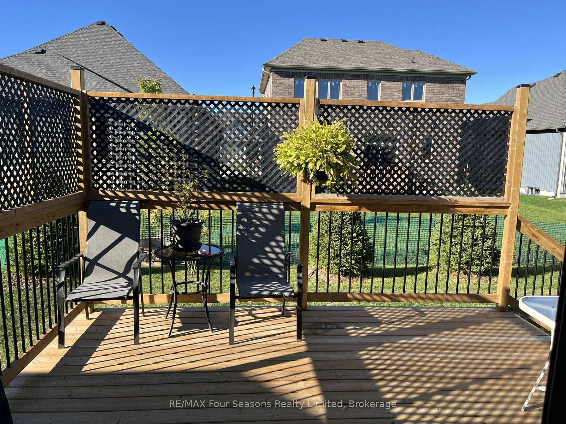 Photo 2 of 248 Duncan Street, Clearview, Stayner — HOMEH