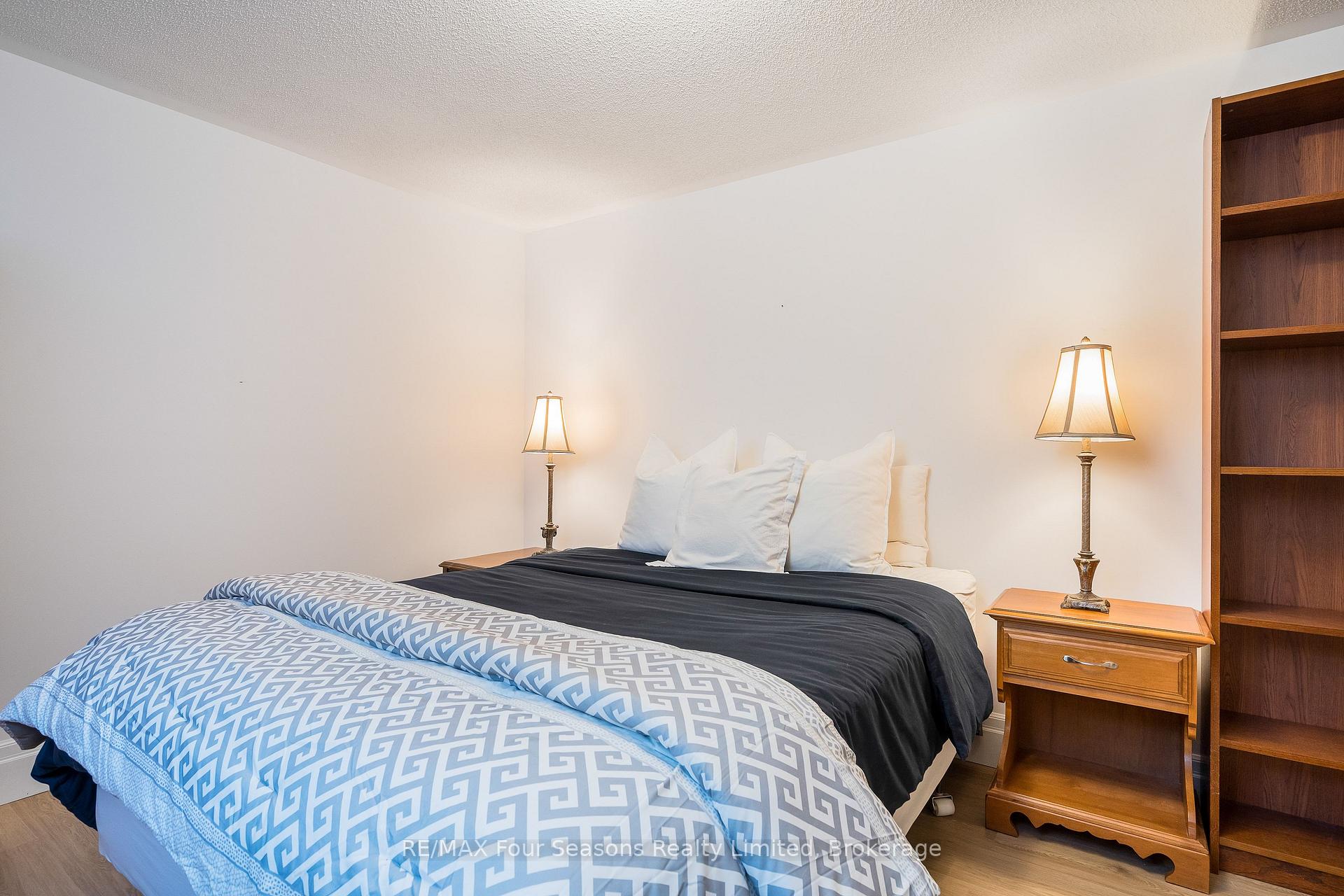 Photo 24 of 248 Duncan Street, Clearview, Stayner — HOMEH
