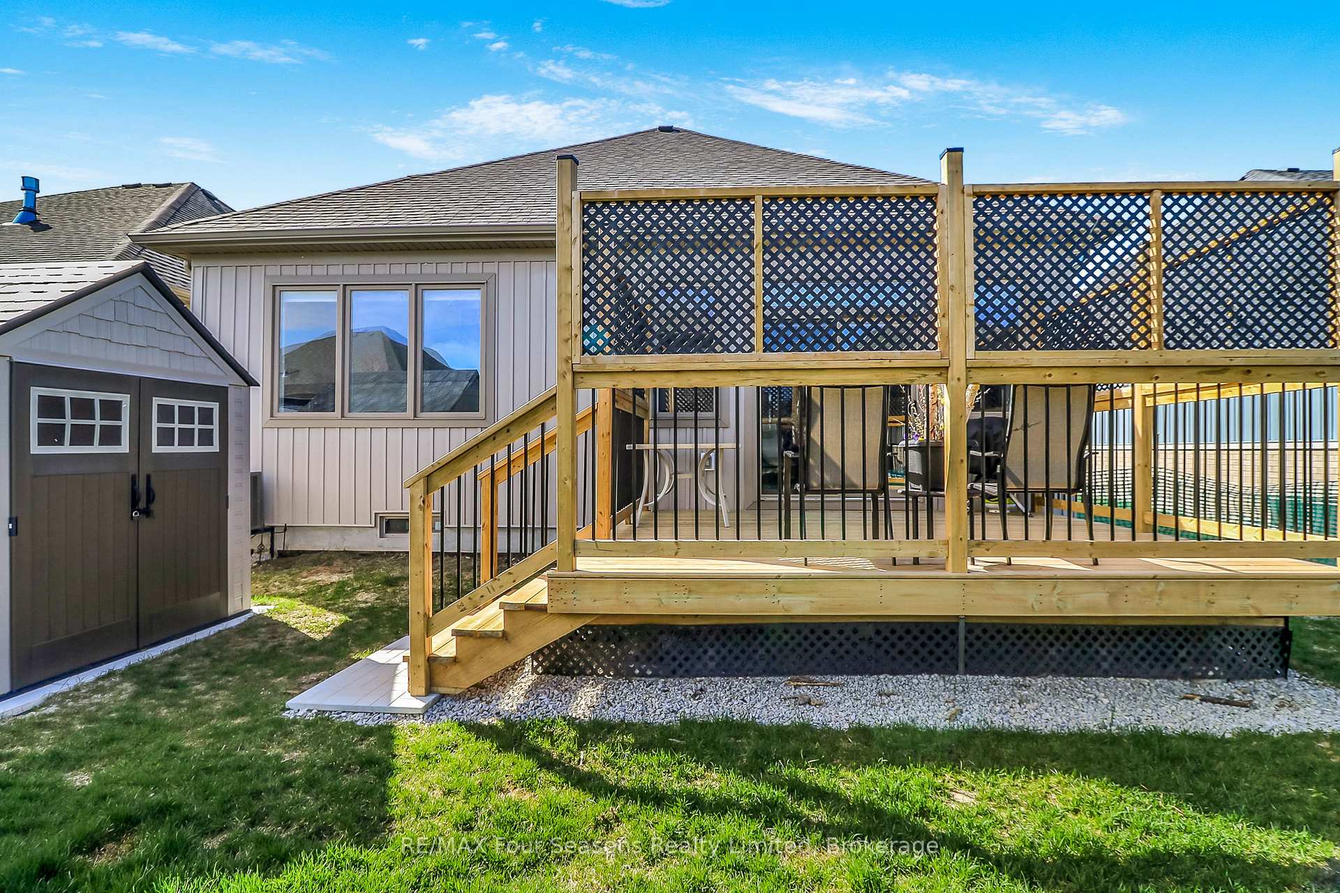 Photo 34 of 248 Duncan Street, Clearview, Stayner — HOMEH