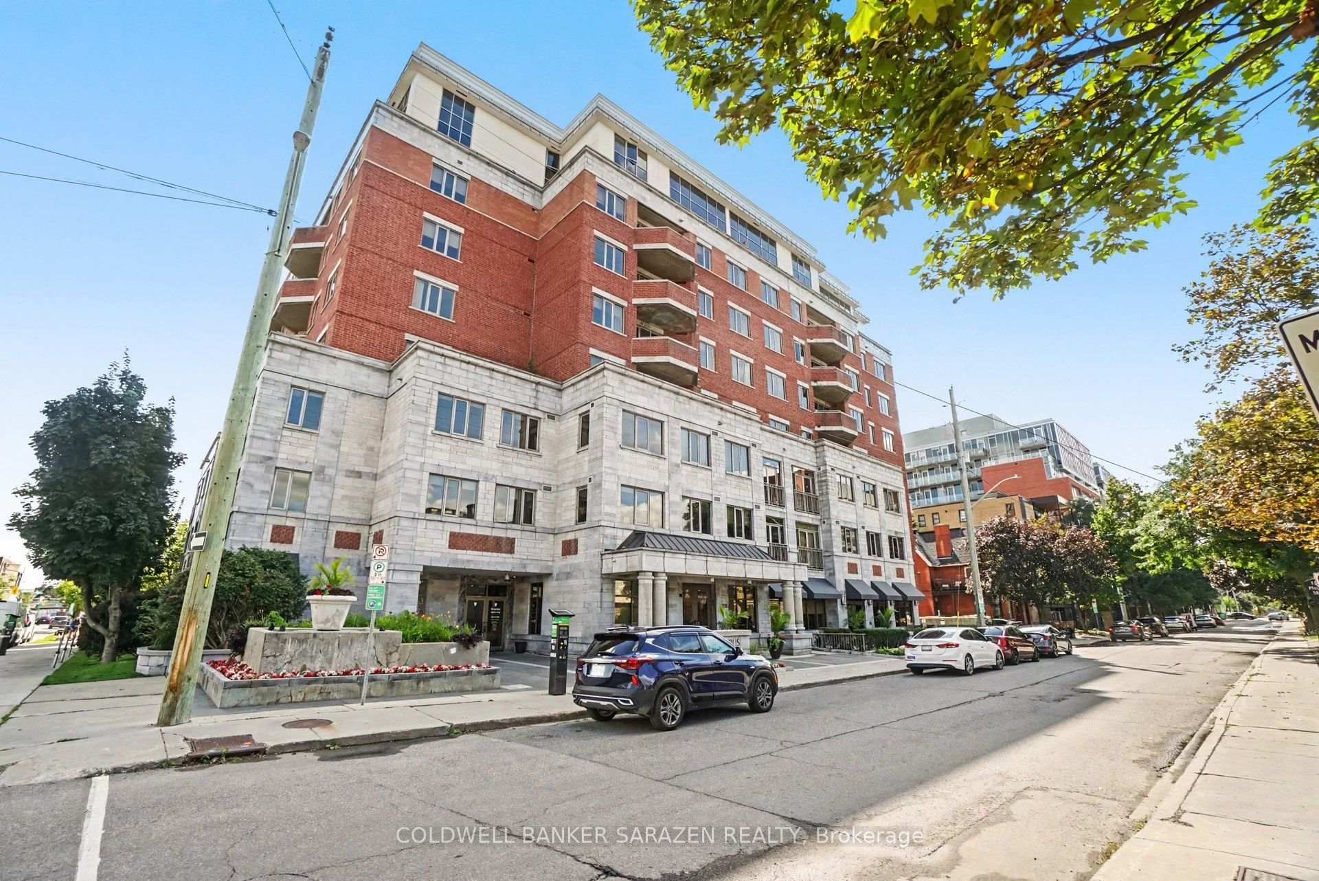 Photo of Unit 701, 320 Mcleod Street