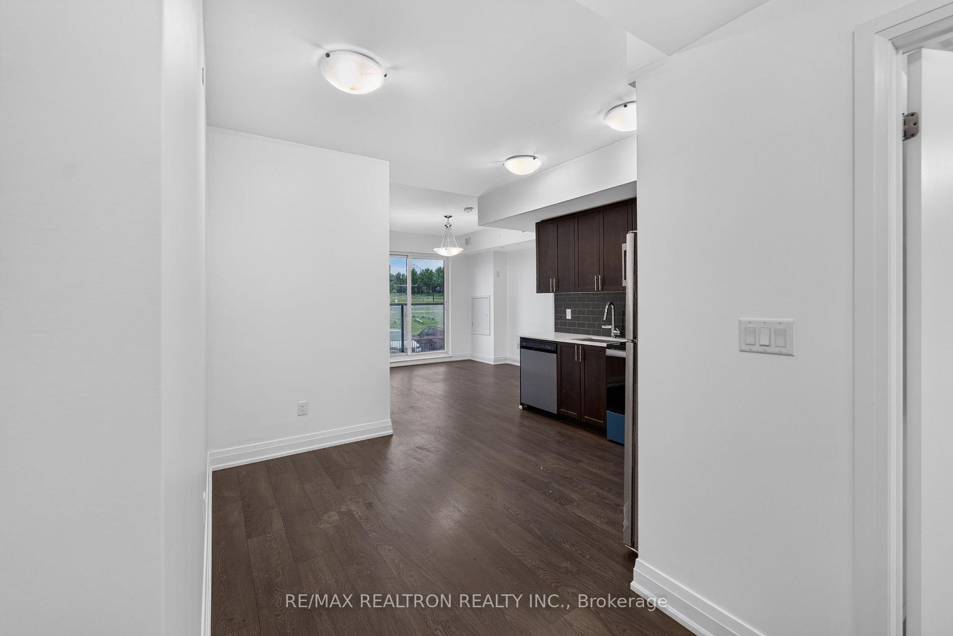 Photo 6 of Unit 219, 9700 Ninth Line, Markham, Greensborough — HOMEH