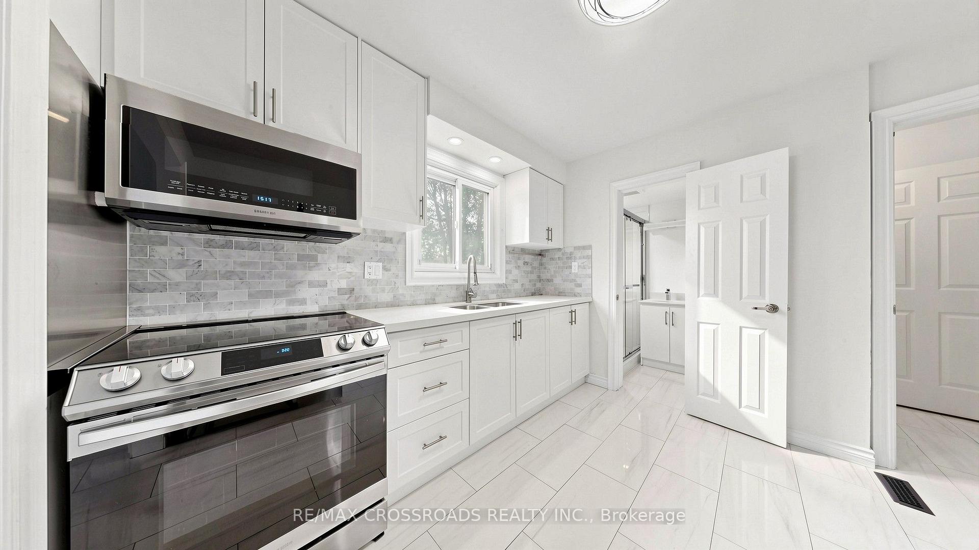 Photo 12 of 36 United Square, Scarborough, Malvern — HOMEH