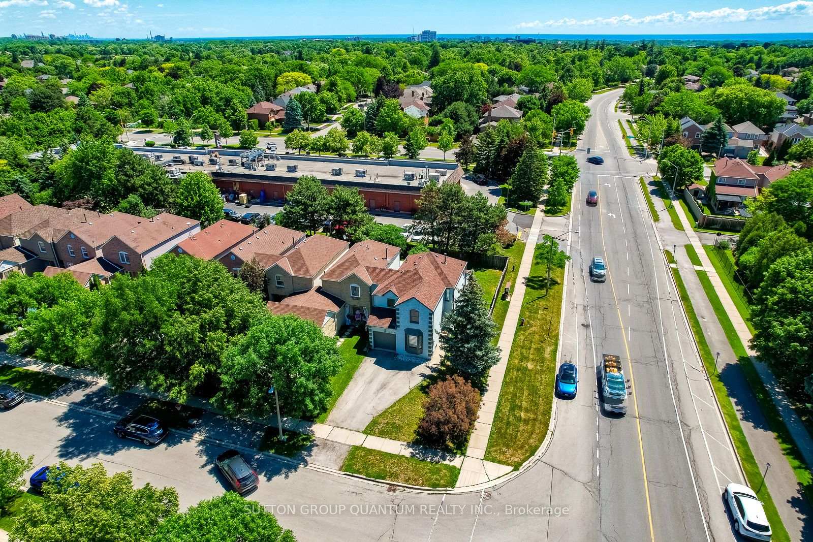 Photo 6 of 1279 Hedgestone Crescent S, Oakville, Glen Abbey — HOMEH