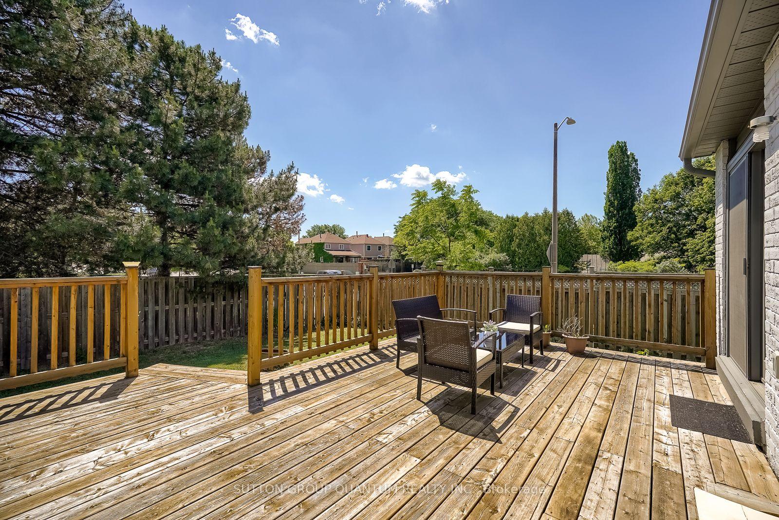 Photo 44 of 1279 Hedgestone Crescent S, Oakville, Glen Abbey — HOMEH