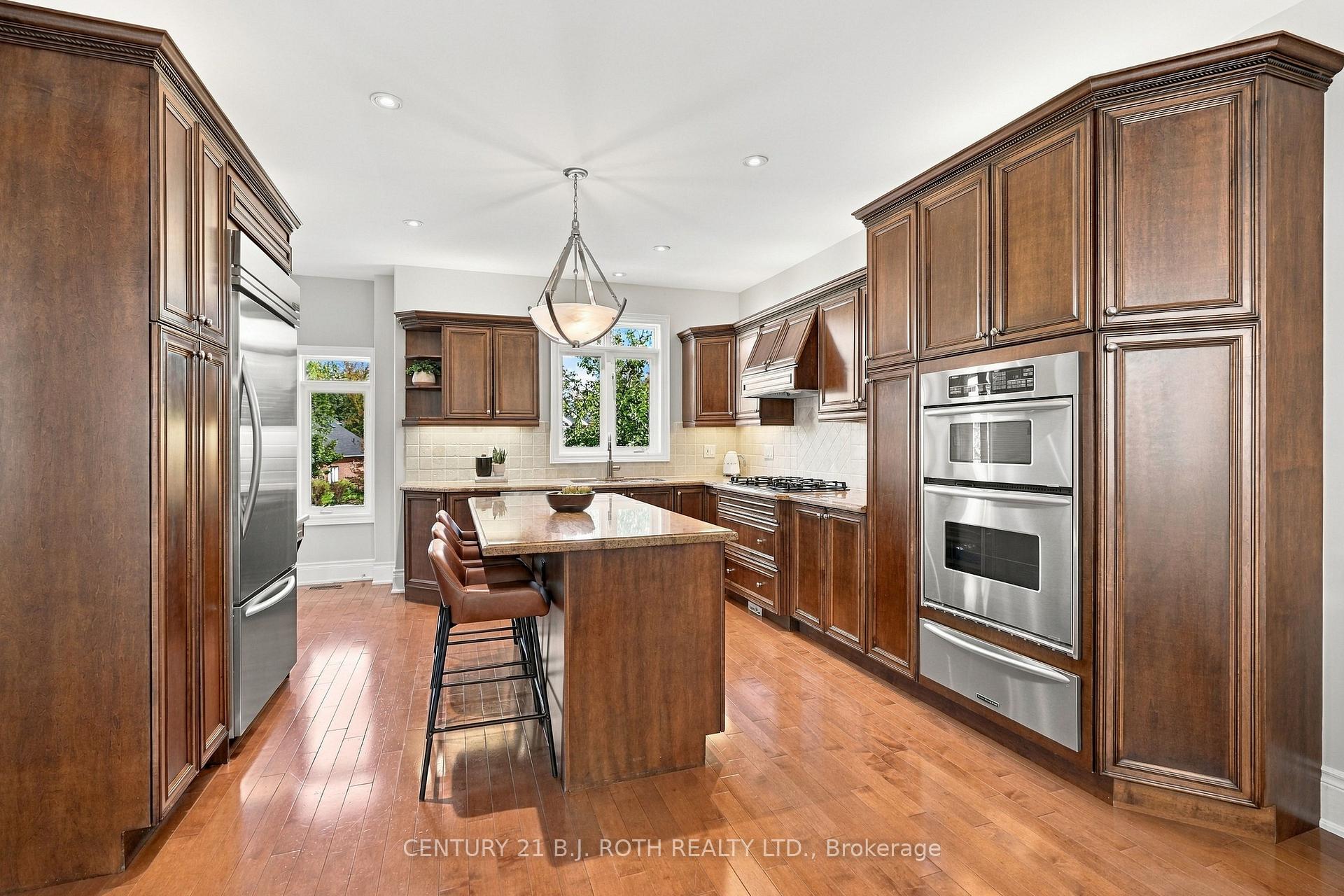 Photo 14 of 6 Orsi Court, Barrie, Ardagh — HOMEH