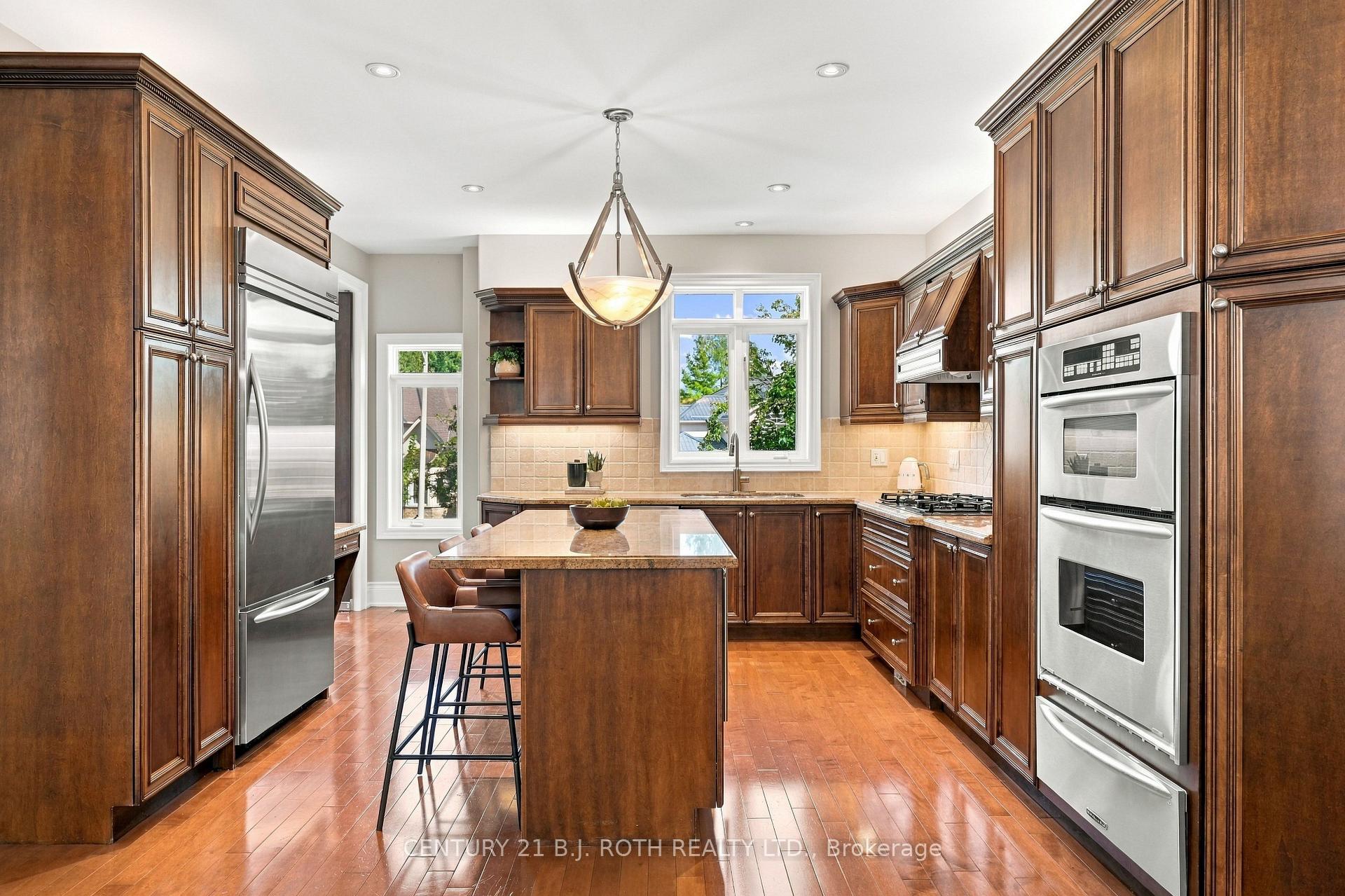 Photo 15 of 6 Orsi Court, Barrie, Ardagh — HOMEH