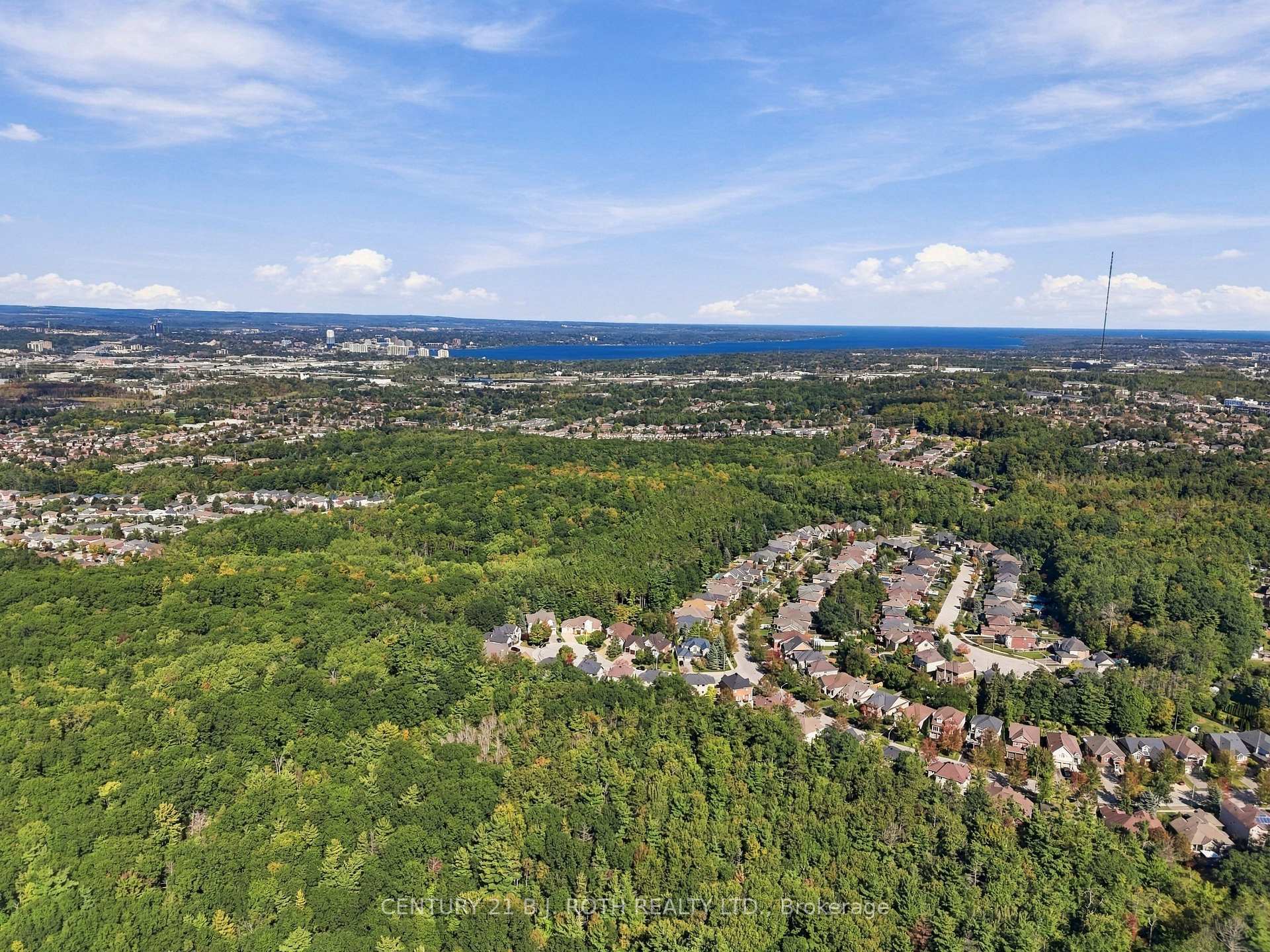 Photo 45 of 6 Orsi Court, Barrie, Ardagh — HOMEH