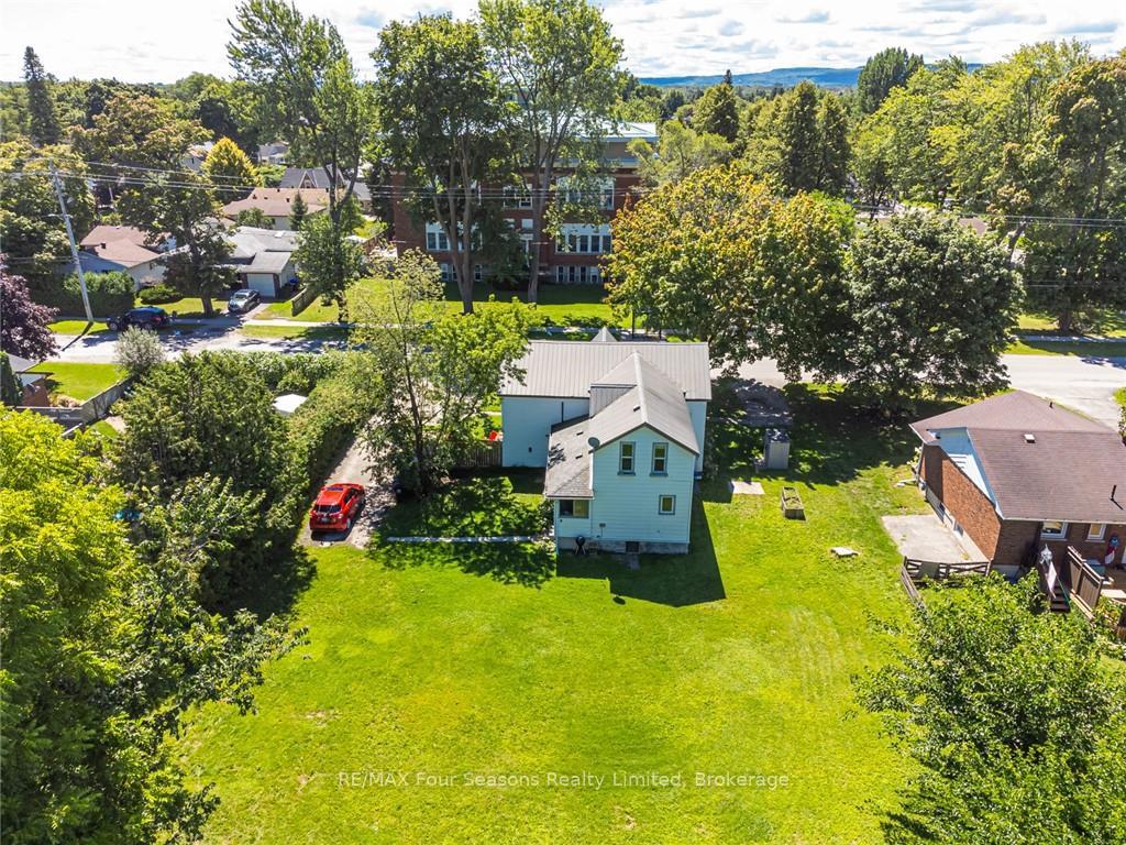 Photo 3 of 393 Second Street, Collingwood — HOMEH