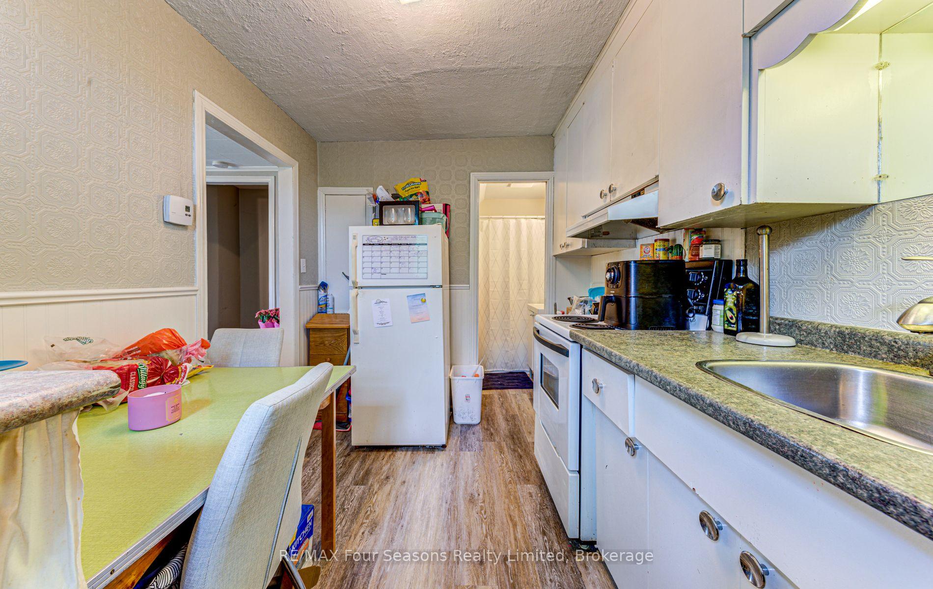 Photo 23 of 393 Second Street, Collingwood — HOMEH