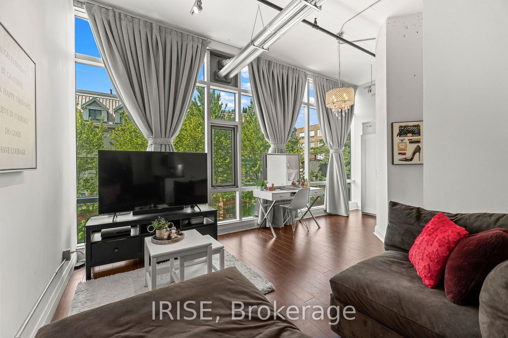Photo of Unit 305, 477 Richmond Street W