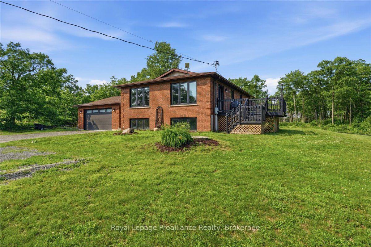 Photo 2 of 10389 41 Highway, Addington Highlands, Addington Highlands — HOMEH