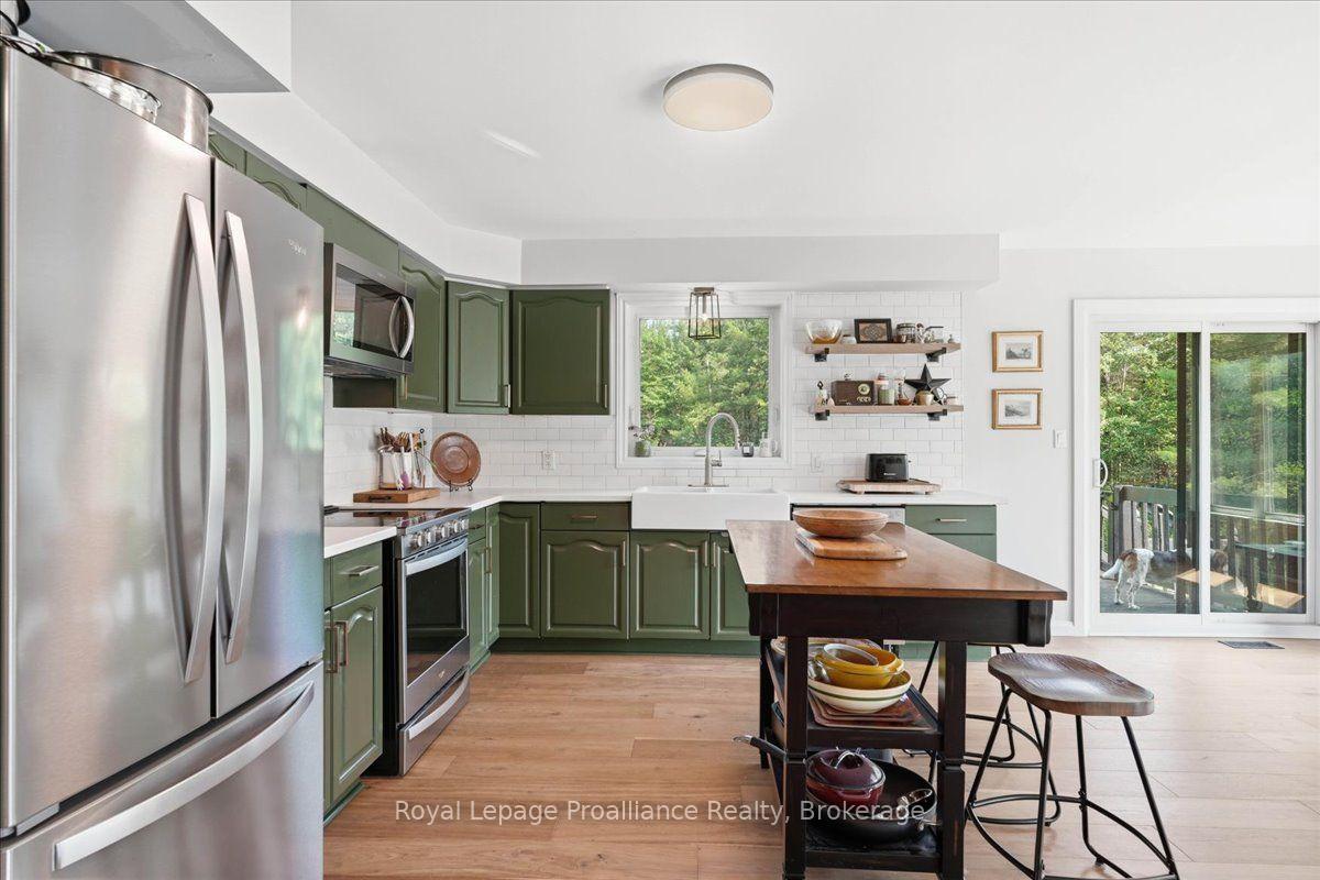 Photo 12 of 10389 41 Highway, Addington Highlands, Addington Highlands — HOMEH