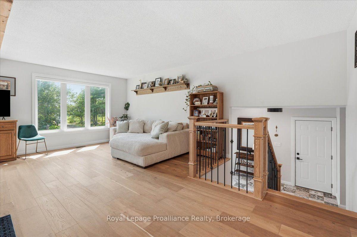 Photo 22 of 10389 41 Highway, Addington Highlands, Addington Highlands — HOMEH