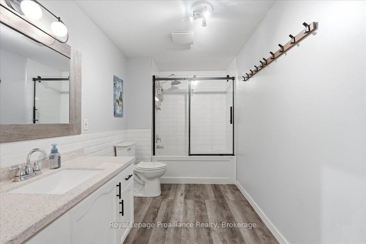 Photo 45 of 10389 41 Highway, Addington Highlands, Addington Highlands — HOMEH