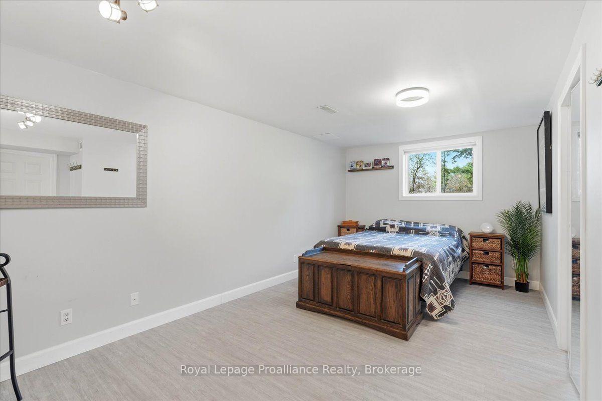 Photo 46 of 10389 41 Highway, Addington Highlands, Addington Highlands — HOMEH