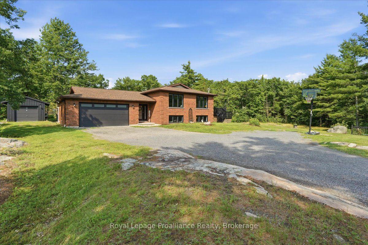 Photo 49 of 10389 41 Highway, Addington Highlands, Addington Highlands — HOMEH
