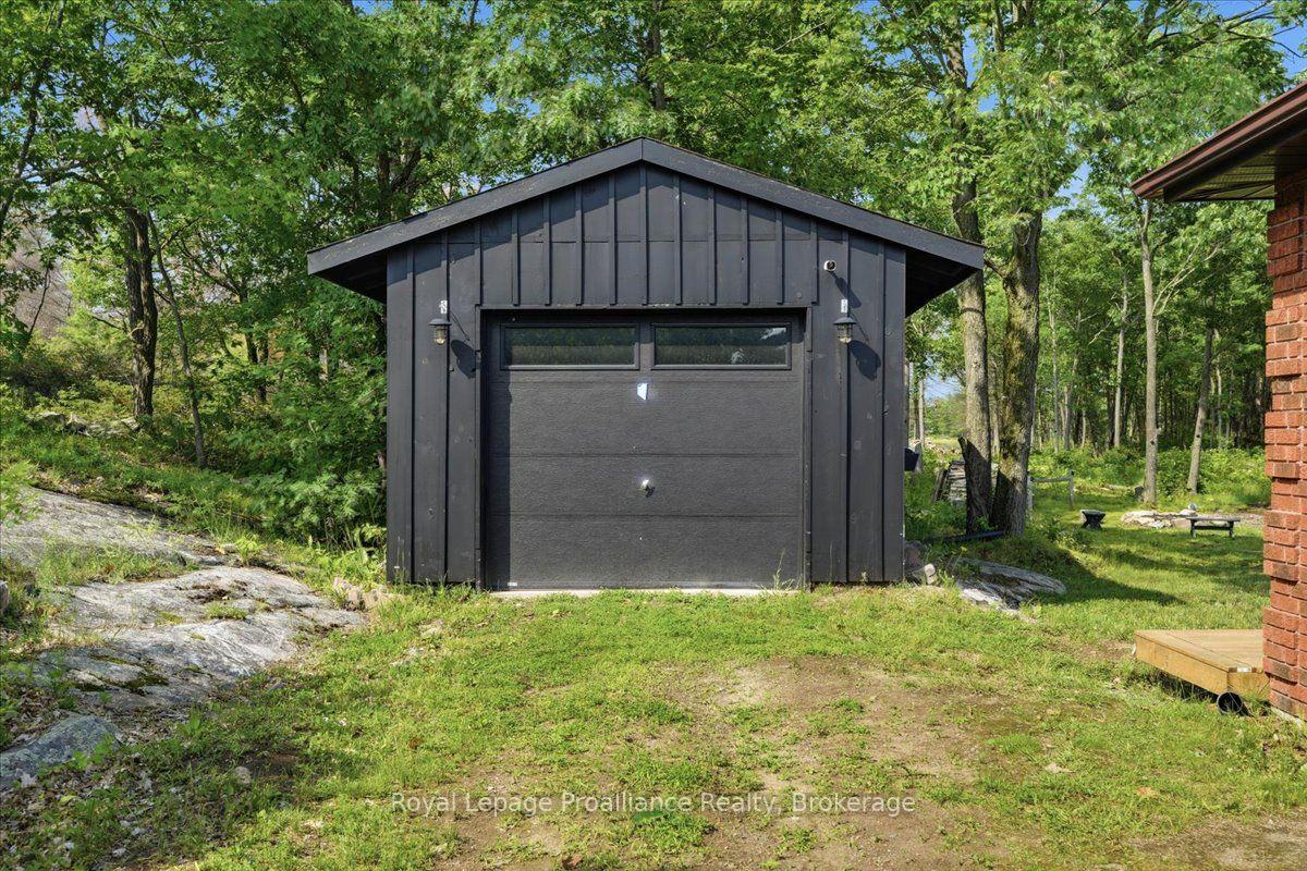 Photo 50 of 10389 41 Highway, Addington Highlands, Addington Highlands — HOMEH