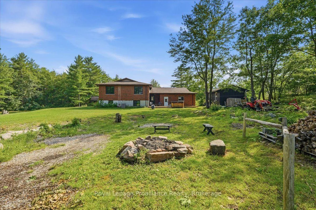 Photo 39 of 10389 41 Highway, Addington Highlands, Addington Highlands — HOMEH