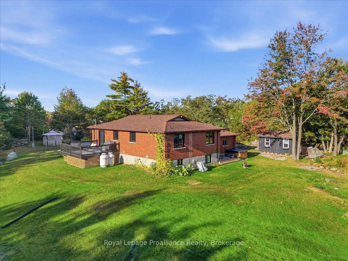Photo 65 of 10389 41 Highway, Addington Highlands, Addington Highlands — HOMEH