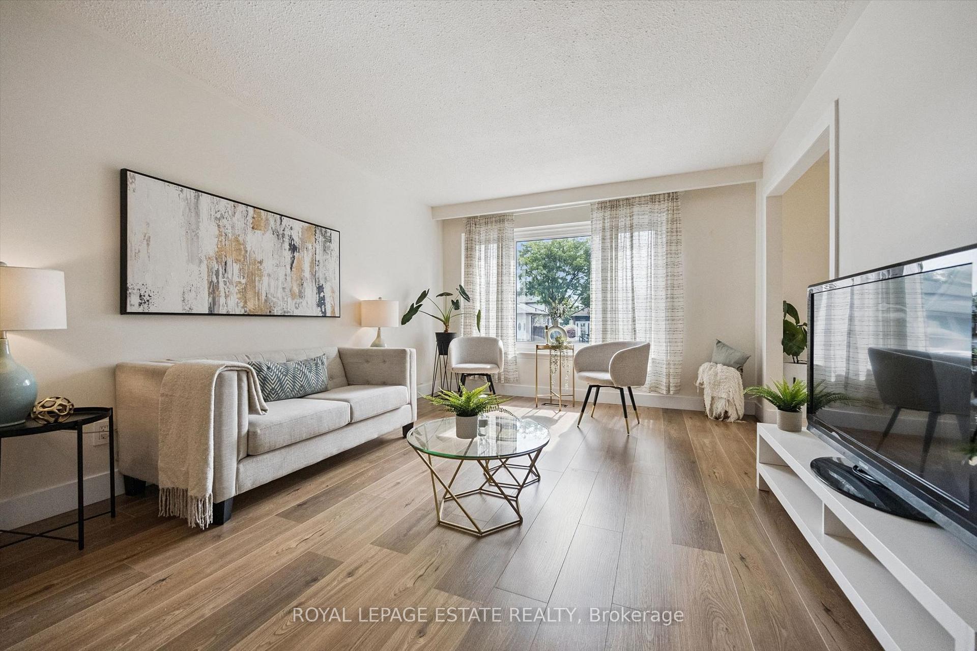 Photo 7 of 3325 Strabane Drive, Mississauga, Erindale — HOMEH