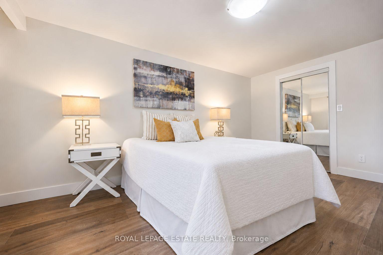 Photo 16 of 3325 Strabane Drive, Mississauga, Erindale — HOMEH
