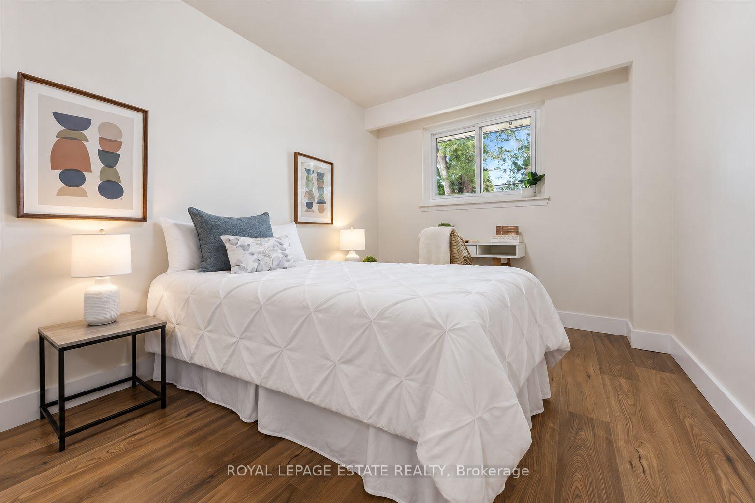 Photo 26 of 3325 Strabane Drive, Mississauga, Erindale — HOMEH