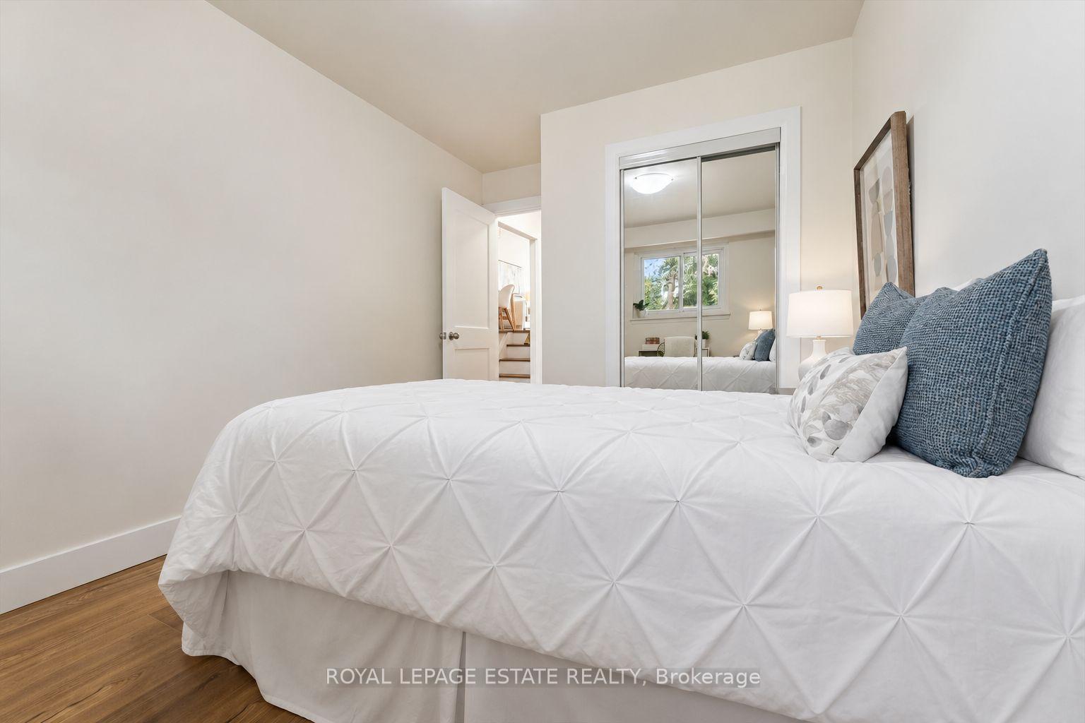 Photo 27 of 3325 Strabane Drive, Mississauga, Erindale — HOMEH
