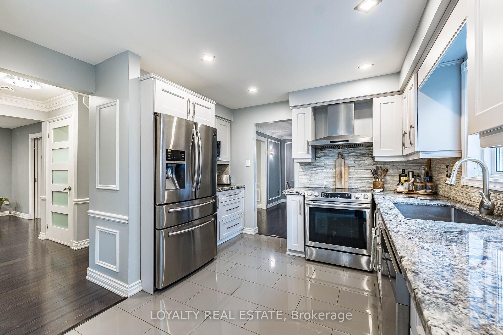 Photo 10 of 52 Newcastle Crescent, Brampton, Westgate — HOMEH