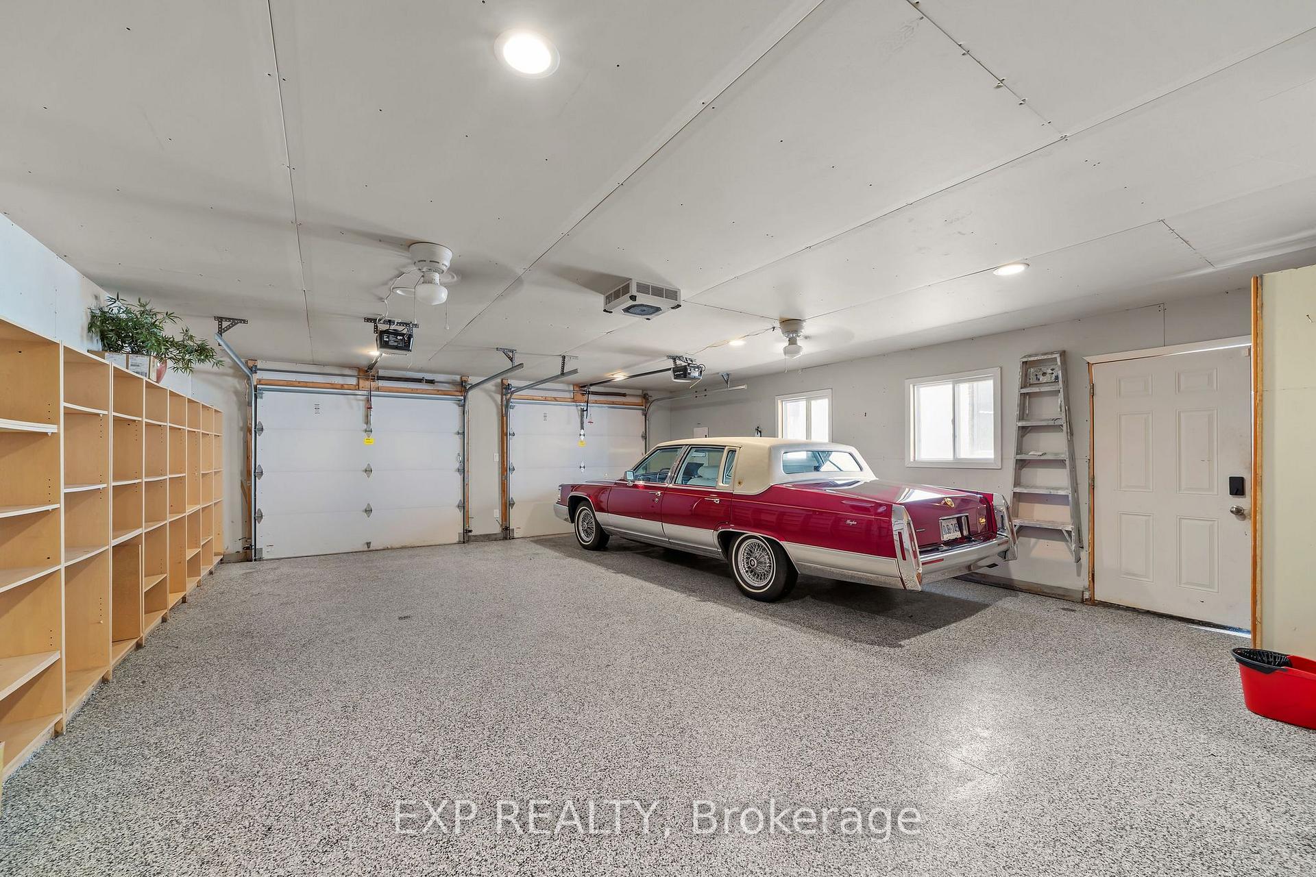 Photo 5 of 458 Boler Road, London, South K — HOMEH