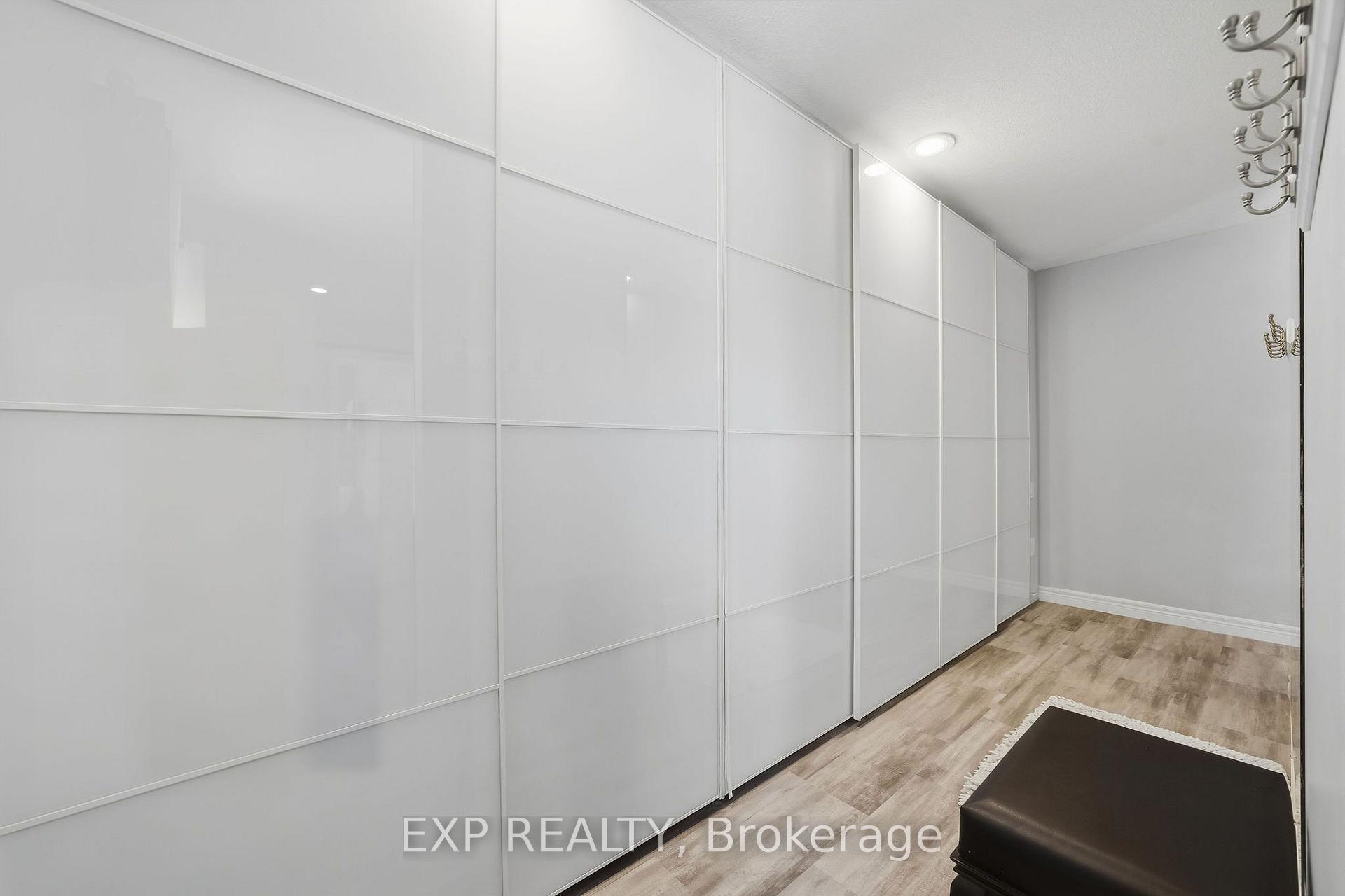 Photo 21 of 458 Boler Road, London, South K — HOMEH
