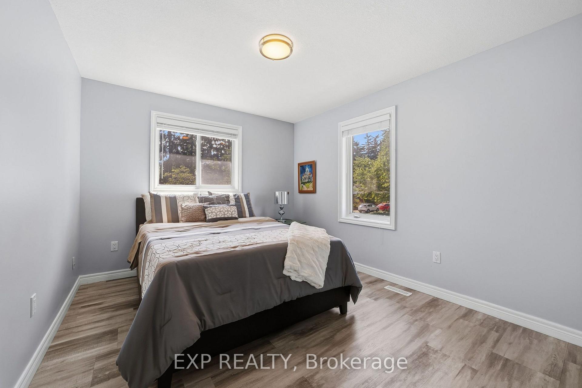 Photo 27 of 458 Boler Road, London, South K — HOMEH