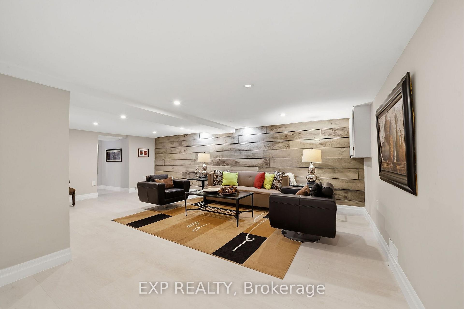 Photo 31 of 458 Boler Road, London, South K — HOMEH