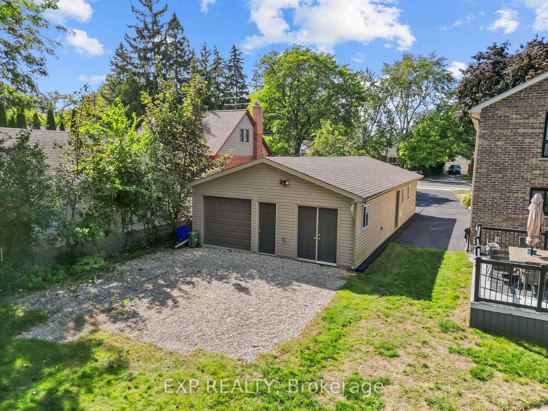 Photo 43 of 458 Boler Road, London, South K — HOMEH