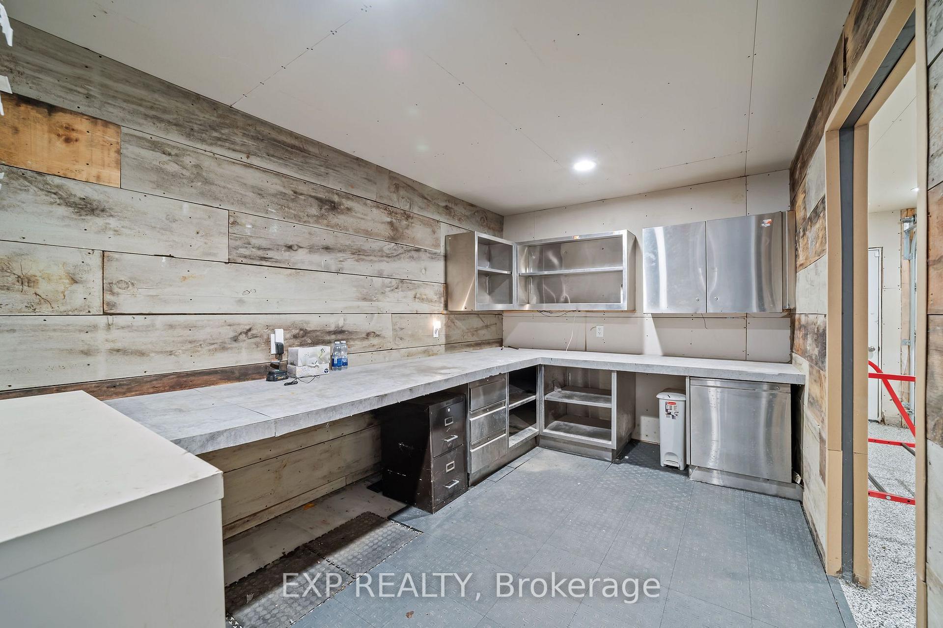 Photo 42 of 458 Boler Road, London, South K — HOMEH