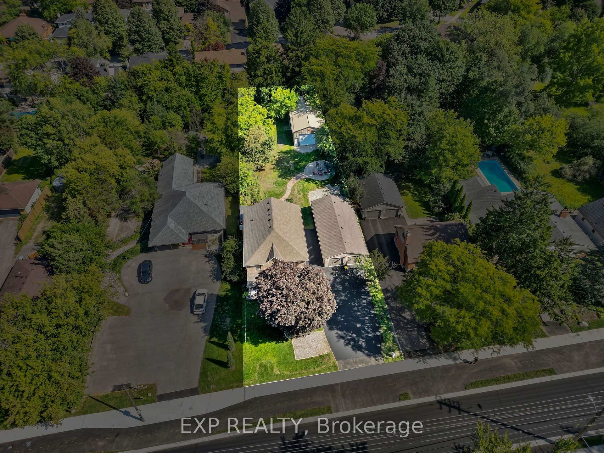 Photo 2 of 458 Boler Road, London, South K — HOMEH