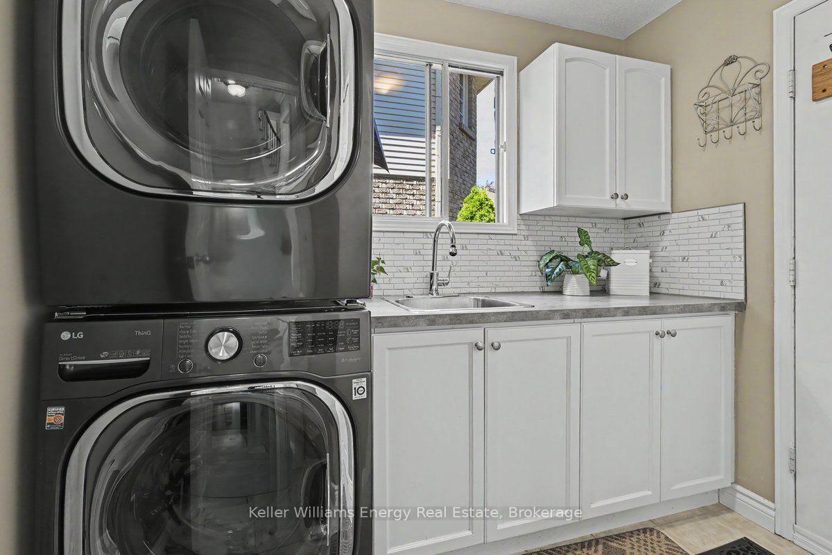 Photo 15 of 760 Sundance Circle, Oshawa, Northglen — HOMEH