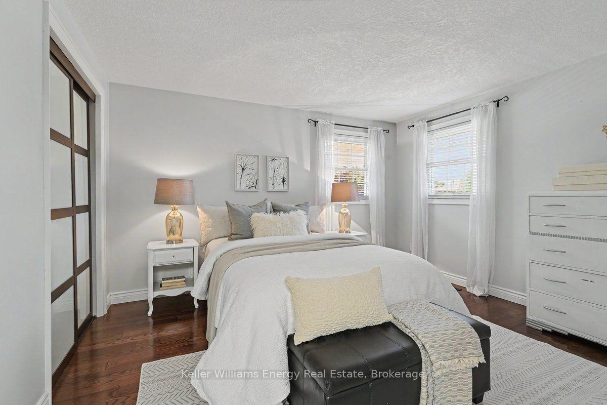 Photo 21 of 760 Sundance Circle, Oshawa, Northglen — HOMEH