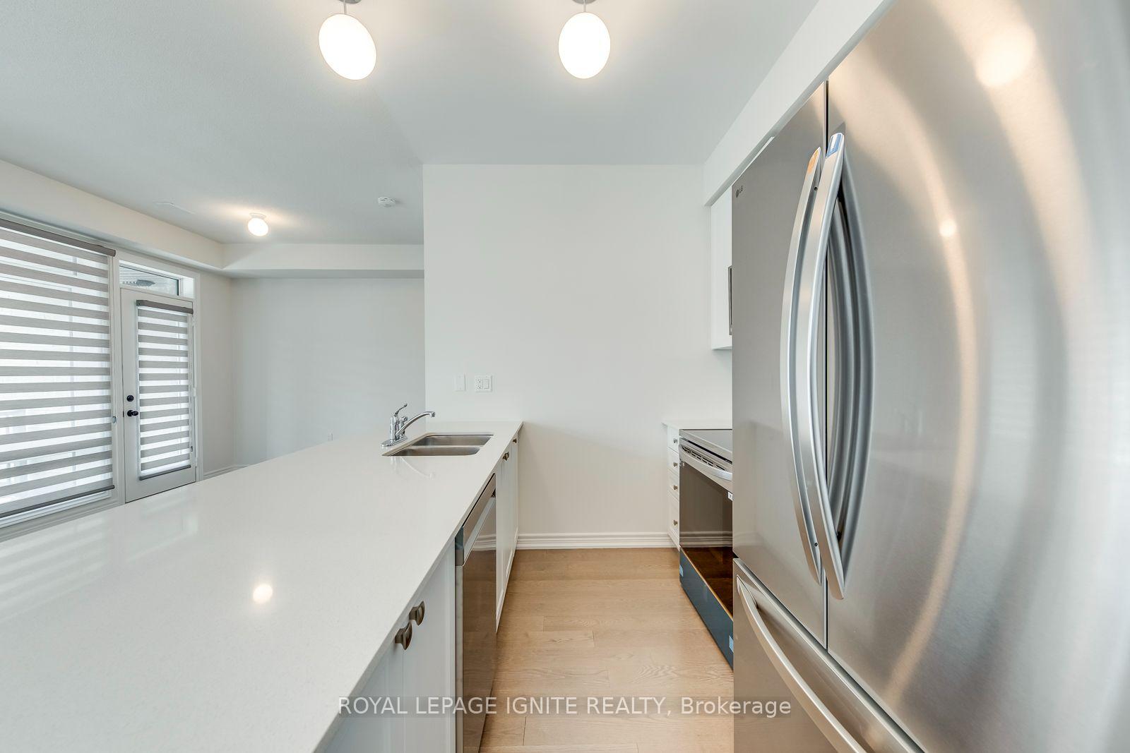 Photo 38 of 446 Salem Road S, Ajax, South East — HOMEH