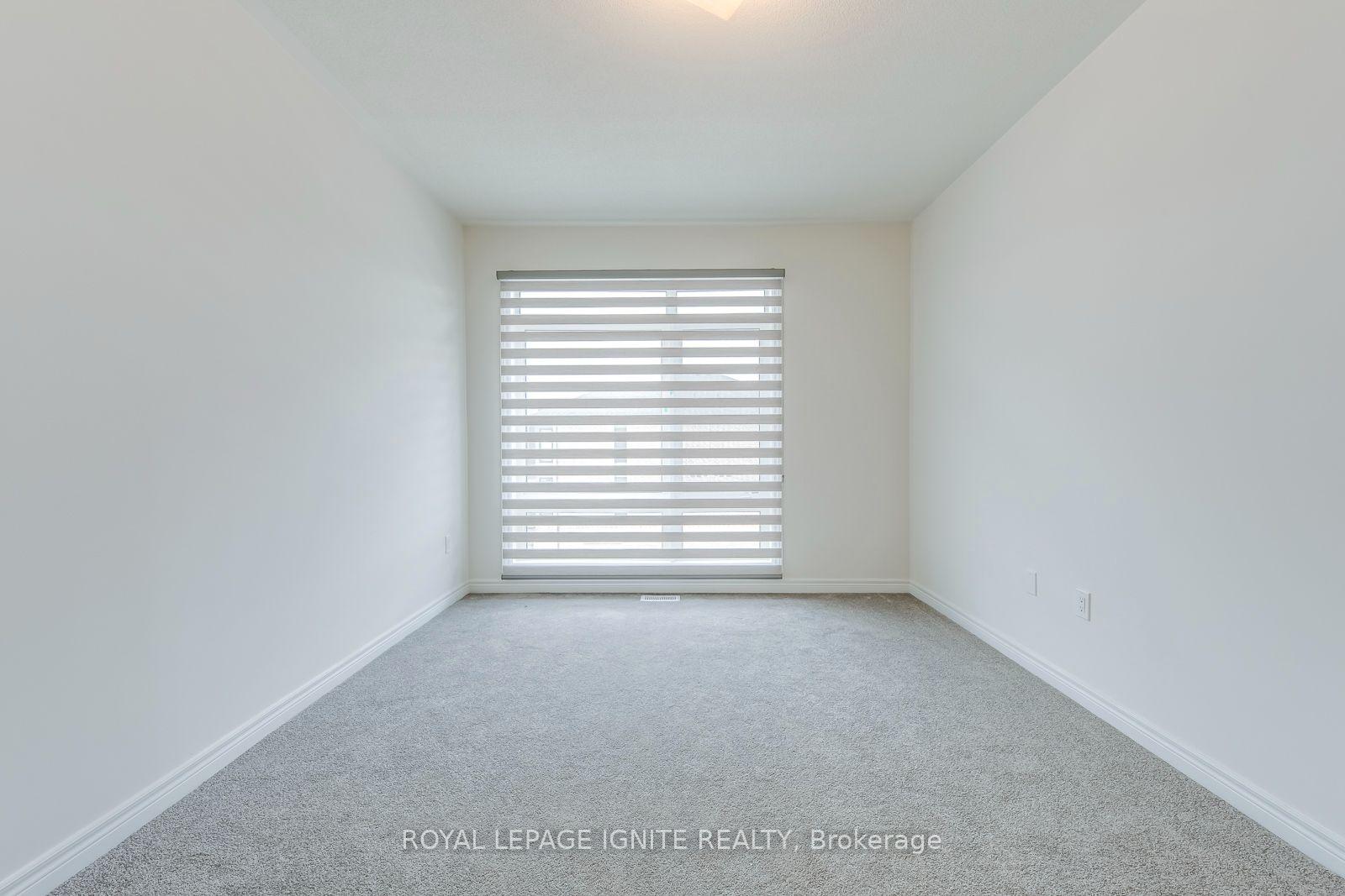 Photo 43 of 446 Salem Road S, Ajax, South East — HOMEH