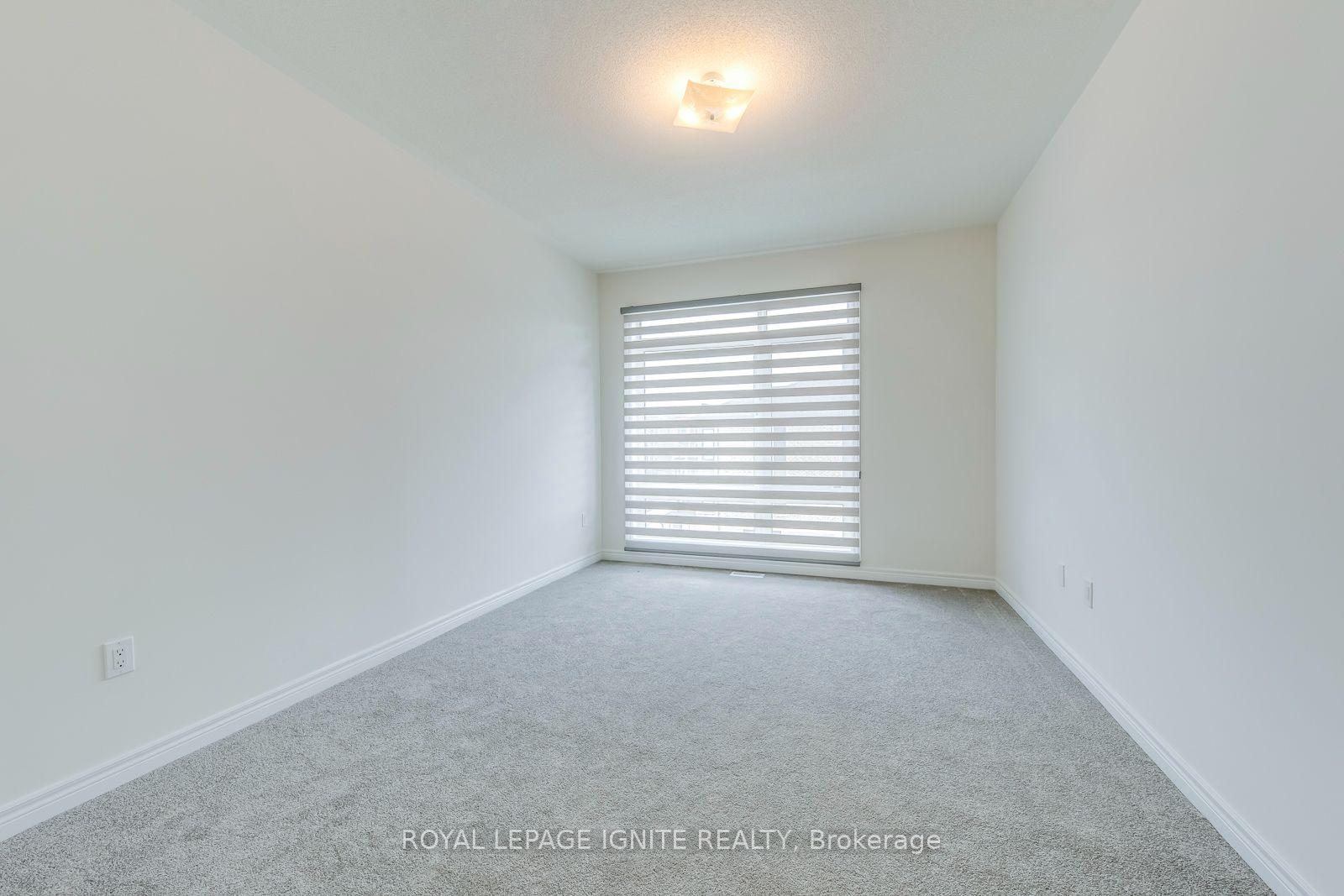 Photo 44 of 446 Salem Road S, Ajax, South East — HOMEH