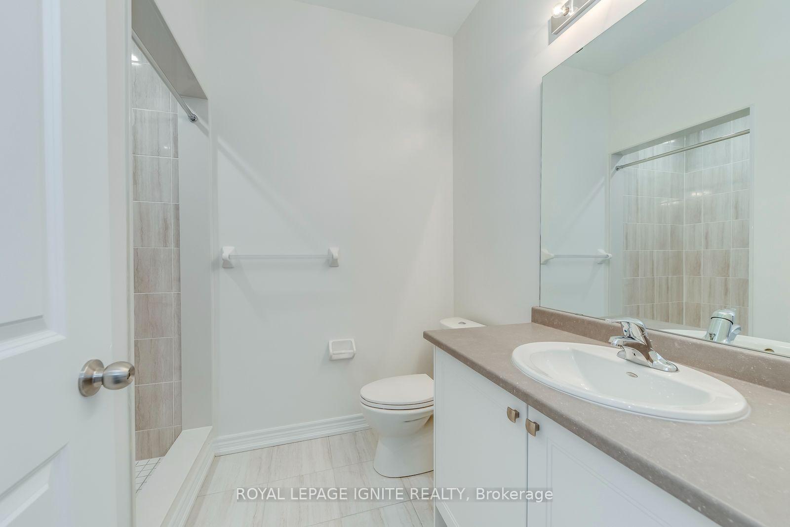 Photo 50 of 446 Salem Road S, Ajax, South East — HOMEH