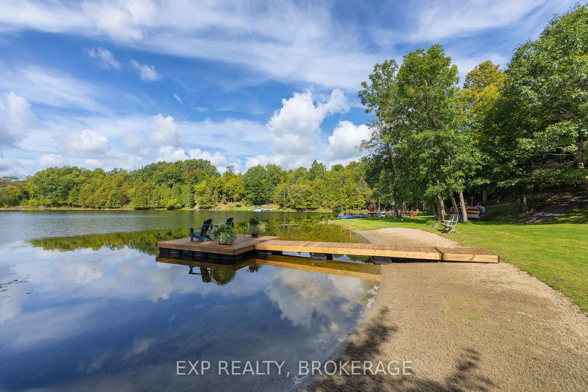 Photo 3 of 2114 Hambly Lane, Frontenac, Frontenac South — HOMEH