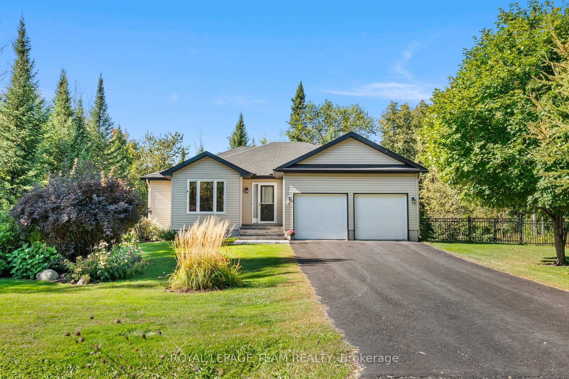 Photo of 19 Hickory Drive