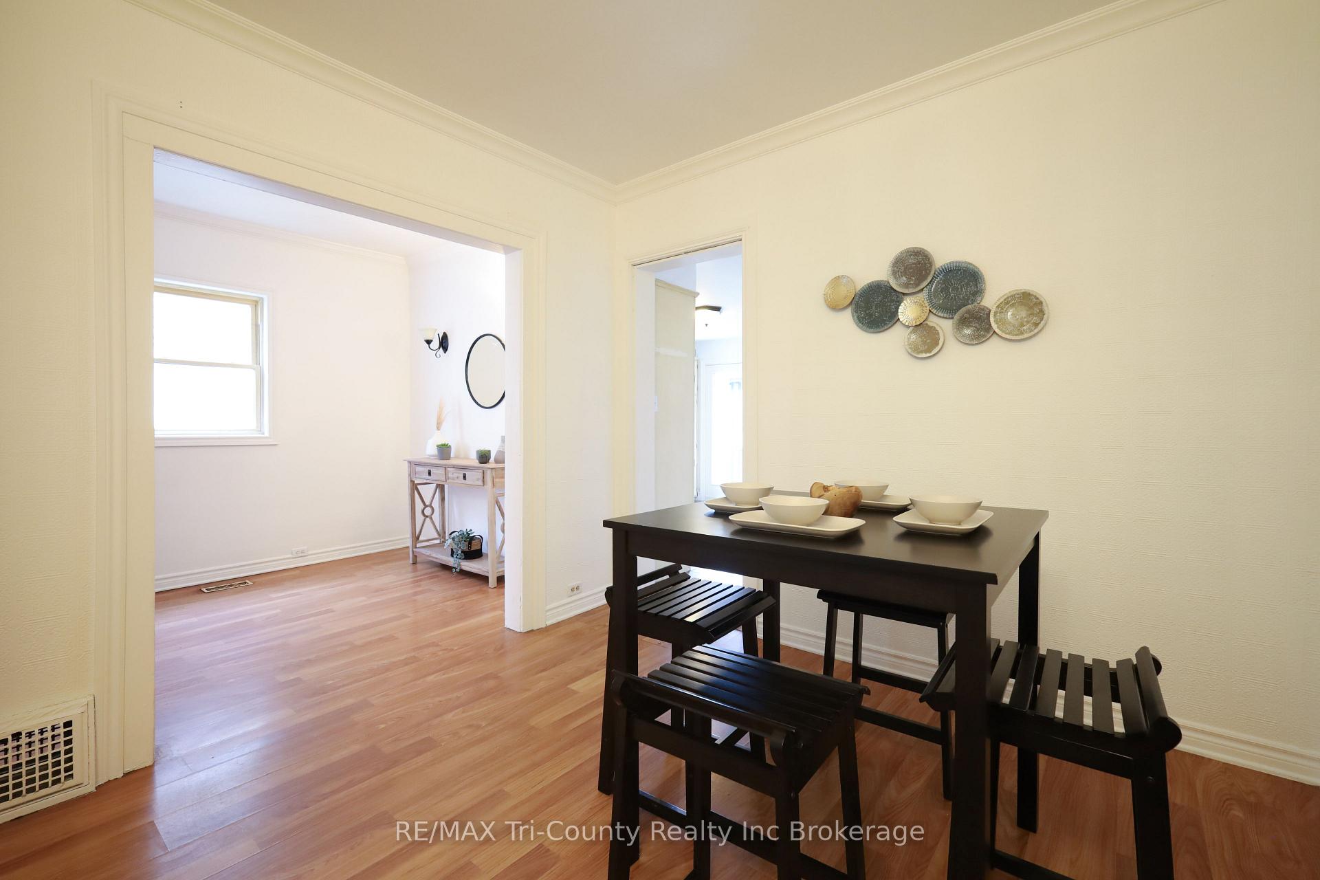 Photo 9 of 60 Manitoba Street, St. Thomas — HOMEH