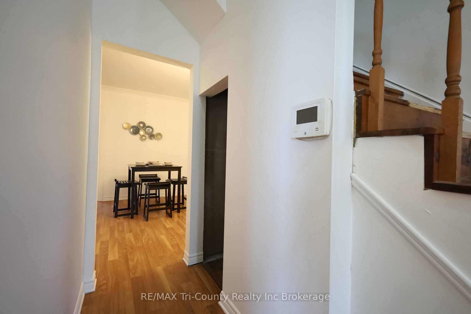 Photo 11 of 60 Manitoba Street, St. Thomas — HOMEH