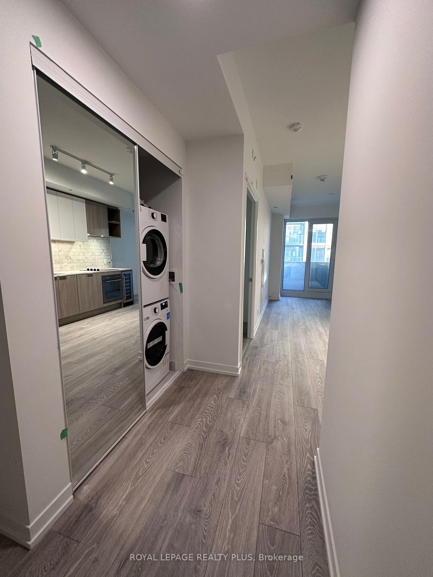 Photo 2 of Unit 608, 2020 Bathurst Street, Toronto, Humewood-Cedarvale — HOMEH