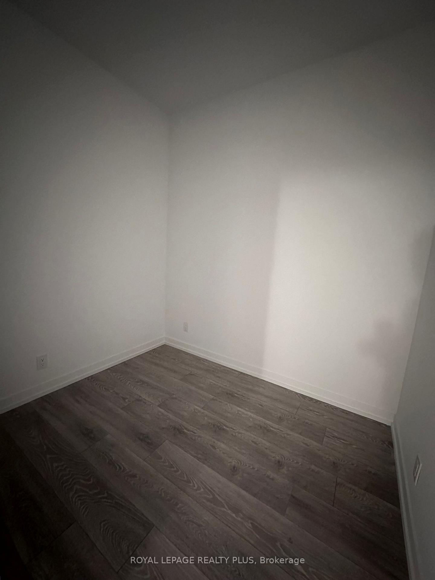 Photo 3 of Unit 608, 2020 Bathurst Street, Toronto, Humewood-Cedarvale — HOMEH