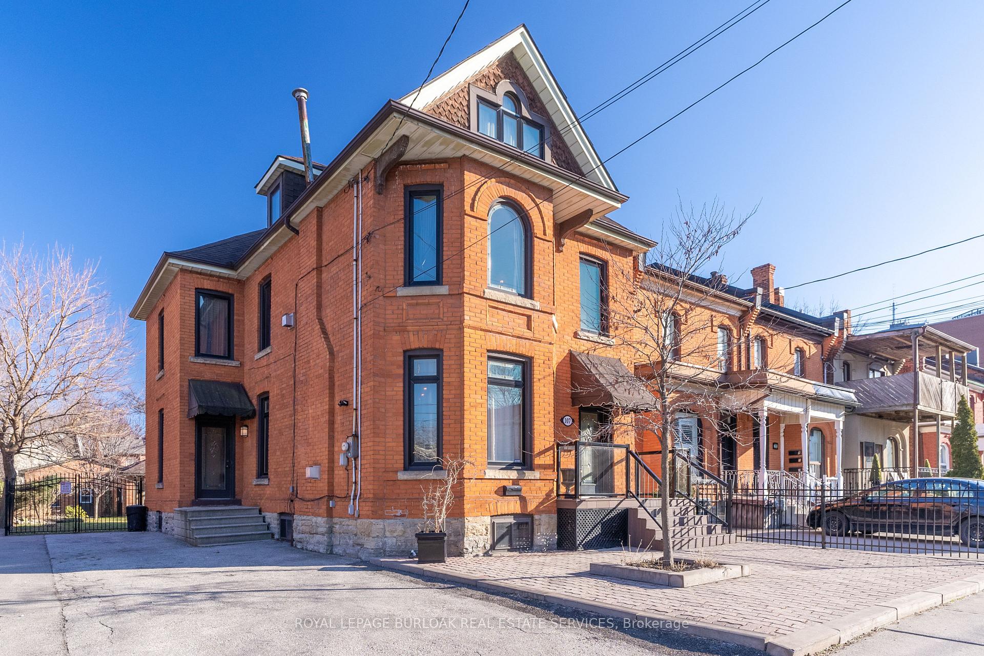 Photo 2 of Unit Main Floor, 107 Catharine Street S, Hamilton, Corktown — HOMEH