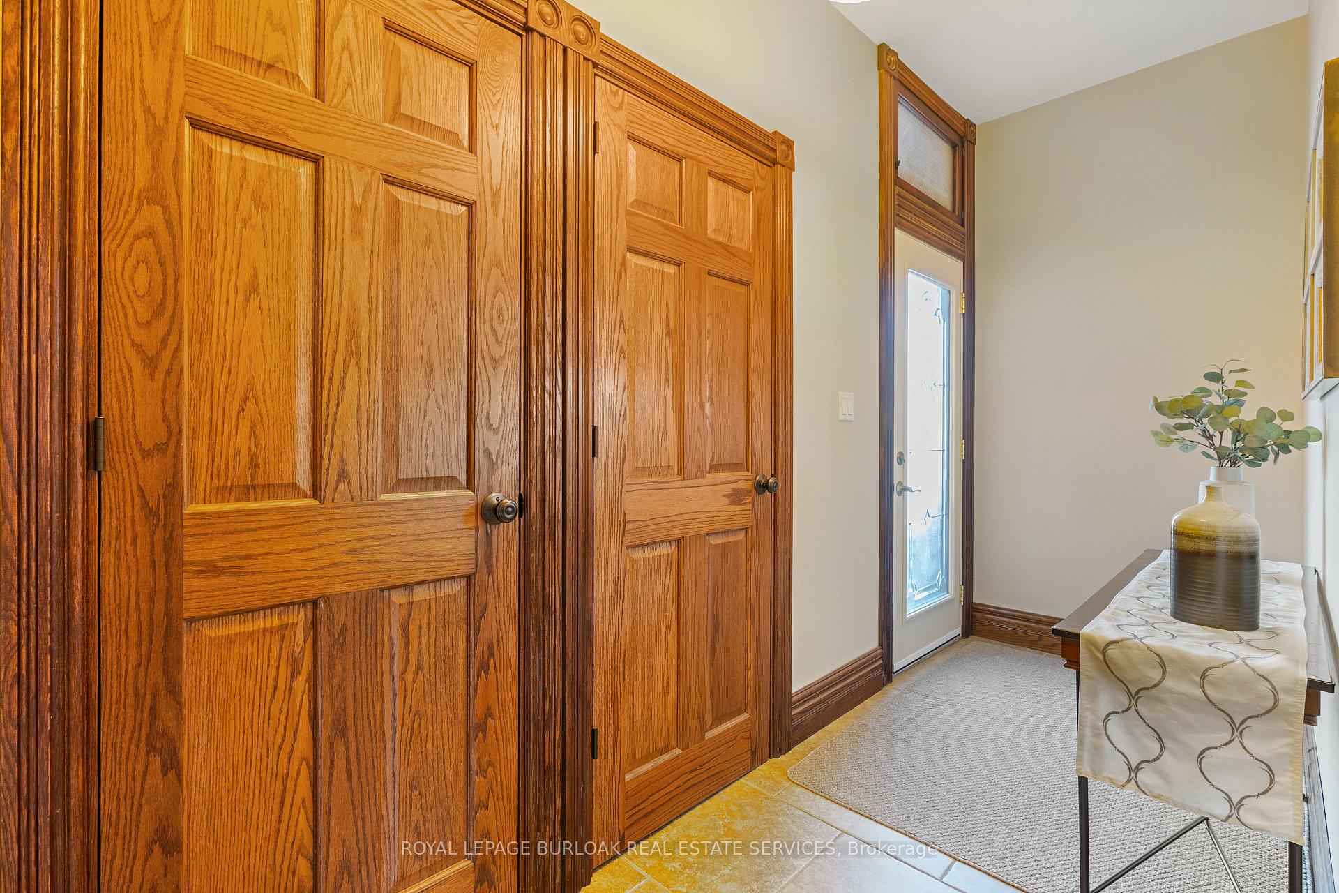 Photo 3 of Unit Main Floor, 107 Catharine Street S, Hamilton, Corktown — HOMEH