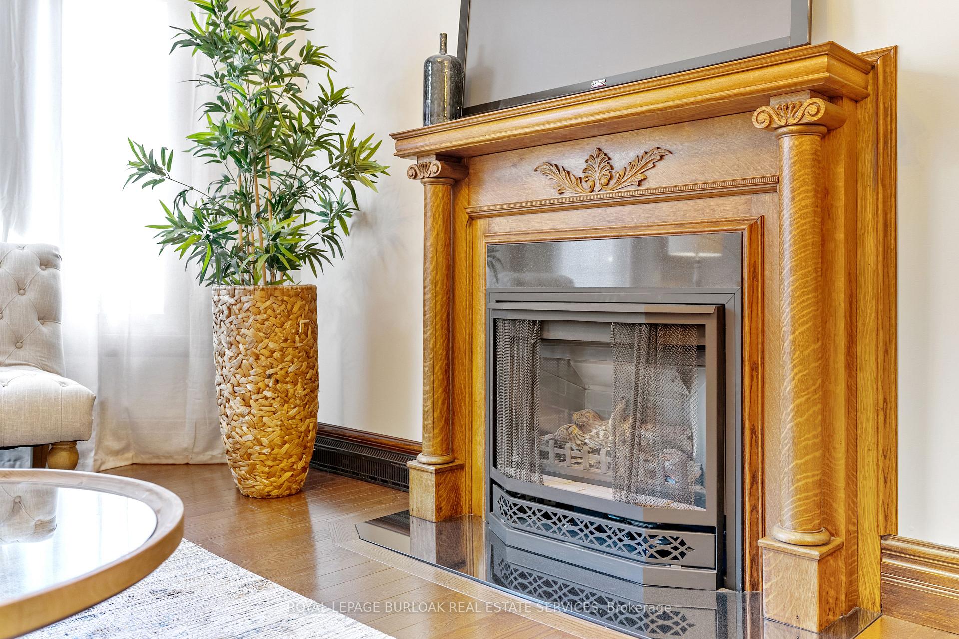 Photo 6 of Unit Main Floor, 107 Catharine Street S, Hamilton, Corktown — HOMEH